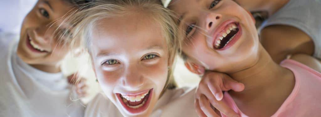 Collabora con la tua azienda per i bambini chirugici del burlo
