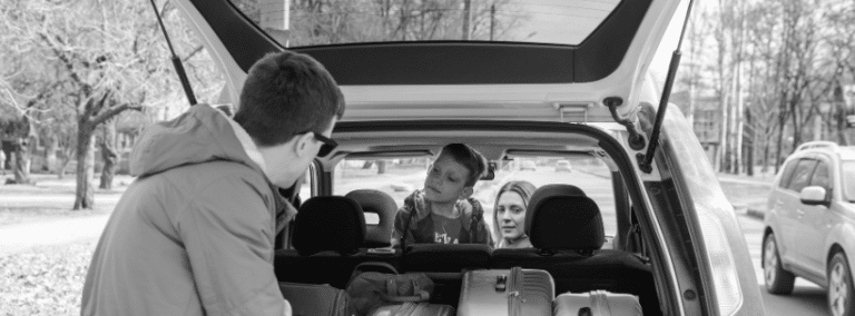 Samuele e la famiglia in viaggio verso Trieste per operarsi