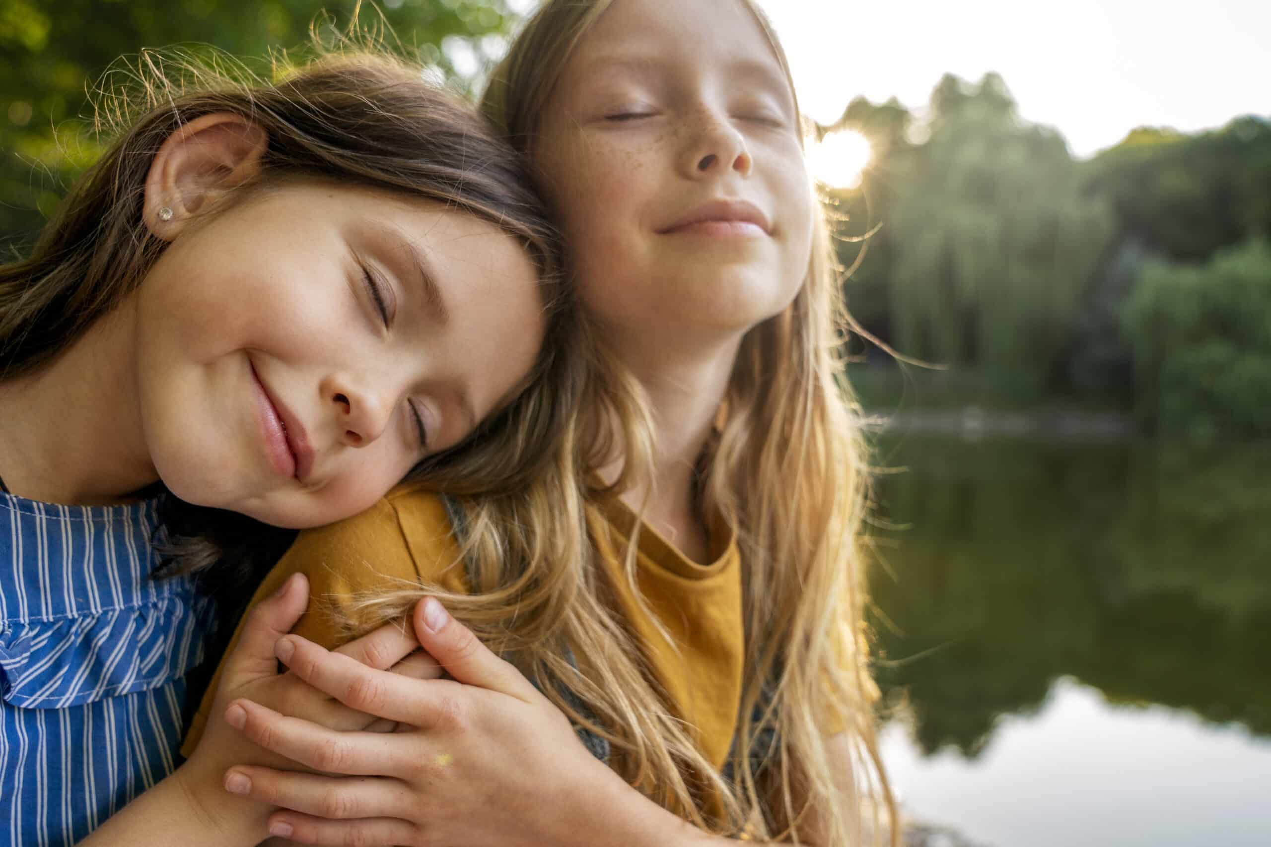 Parlare d’amore ai bambini: il valore dell’amicizia e dell’empatia